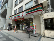 徒歩1分のセブン-イ