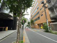 ノザワビルディング前