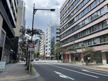 製粉会館前面の平成通