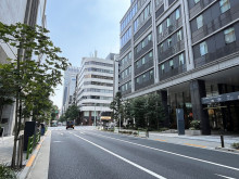 マルヒロ八重洲ビル前