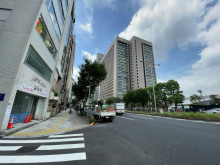 青山サクセスビル前面