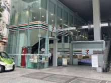 近くのセブン-イレブ