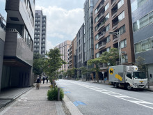 STビル前面の通り