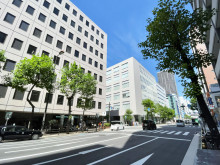 三共堺筋本町ビル前面