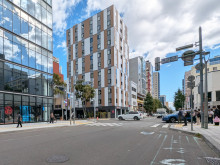 サザンクロス札幌前面