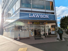 徒歩1分のローソン 