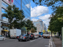 北洋ビル前面の大通