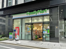 至近のファミリーマー