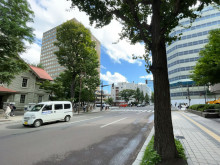 MNビル前面の北1条