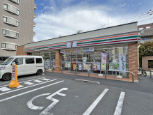 徒歩1分のセブン-イ