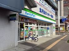 付近のファミリーマート 札幌北5条店