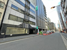 米むらビル前面通り