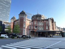 最寄りの「東京駅」