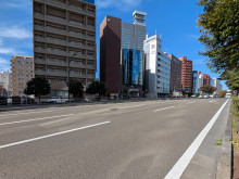 仙台花京院テラス前面