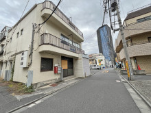 平井ビル前面通り