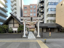 近くの鹽竈神社