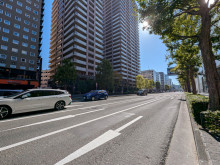 第二河北ビル前面の通り