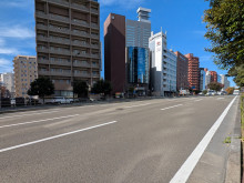 仙台マークワン前面の