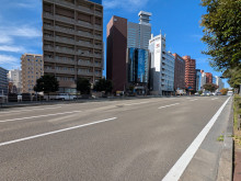 AER前面の駅前通