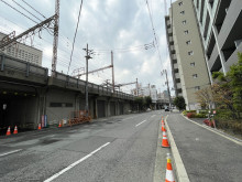 大阪安藤ハザマビル前