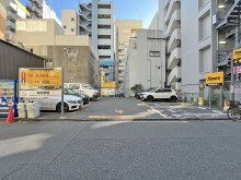 隣のコインパーキング