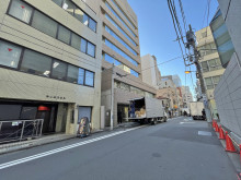 L&Kビル前面通り