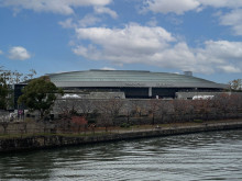 付近の大阪城ホール