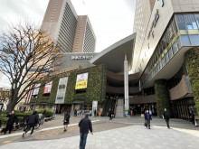 徒歩3分の阪急百貨店