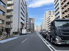 東信東池袋ビル前面の