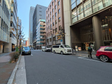 金葉ビル前面の通り