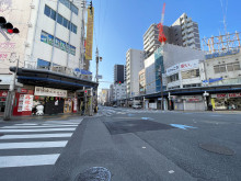 和田ビル前面の通り