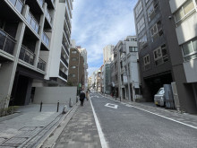 昭和ビル前面の大神宮