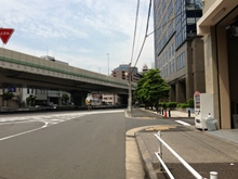 ペガソ21海岸ビル前