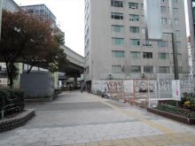 難波御堂筋ウエスト前