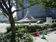 向かいにある「名古屋