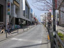 自由が丘ミドリビル前