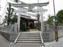 隣の太田姫稲荷神社
