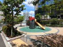 徒歩2分の小梅児童遊園
